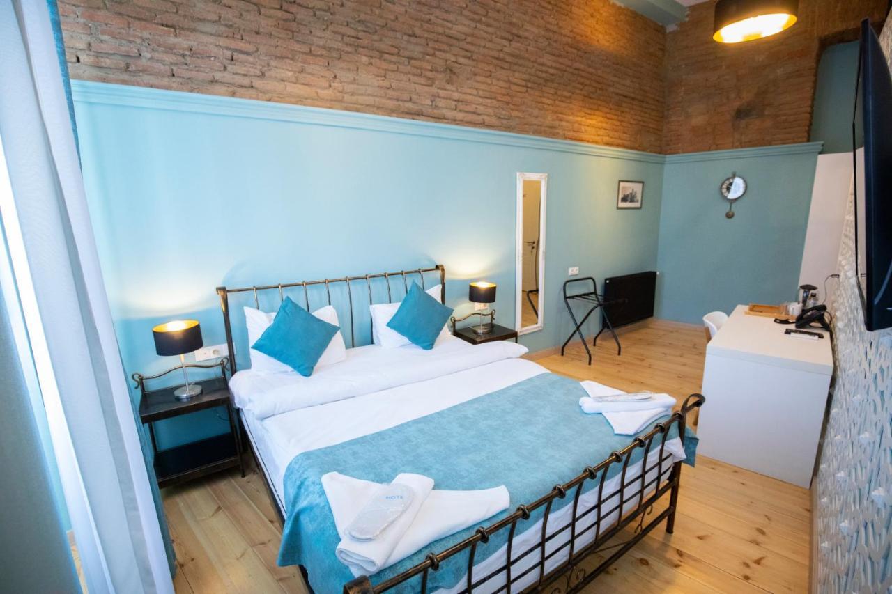 History Of Tbilisi Hotel Ngoại thất bức ảnh