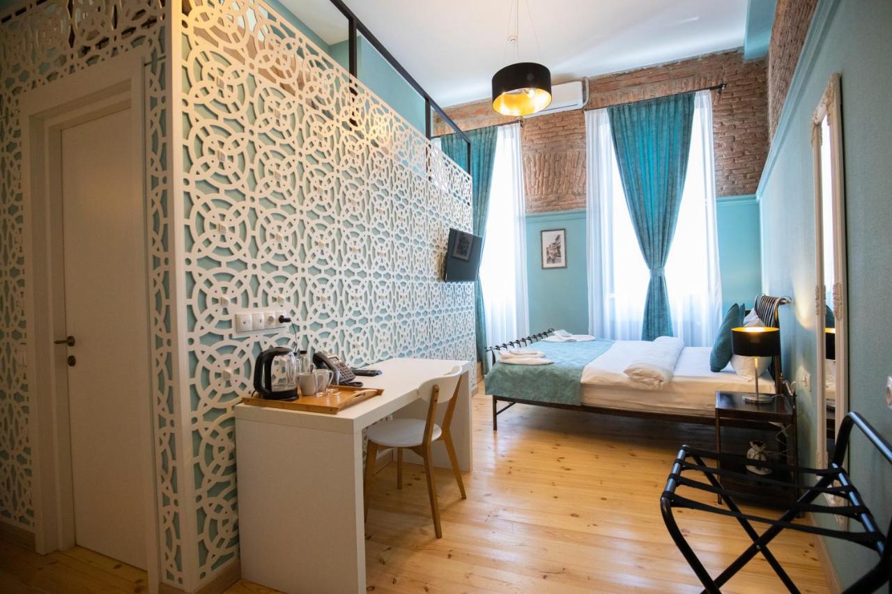 History Of Tbilisi Hotel Ngoại thất bức ảnh