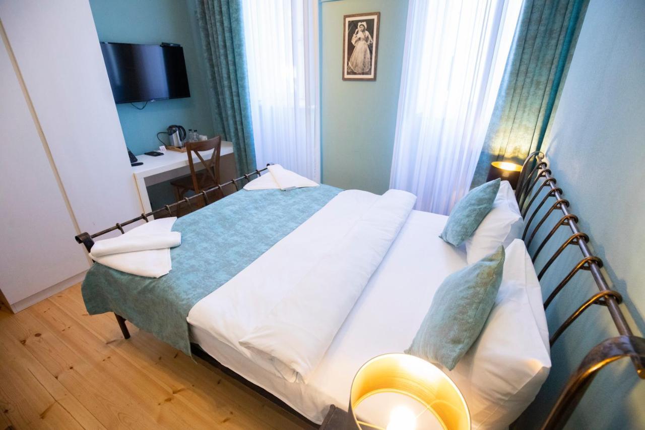 History Of Tbilisi Hotel Ngoại thất bức ảnh