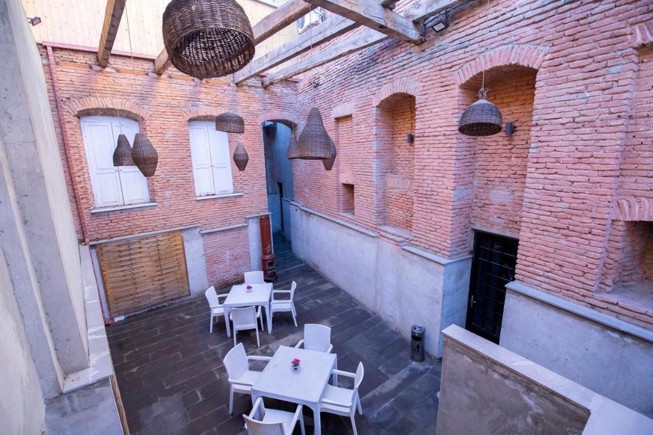 History Of Tbilisi Hotel Ngoại thất bức ảnh