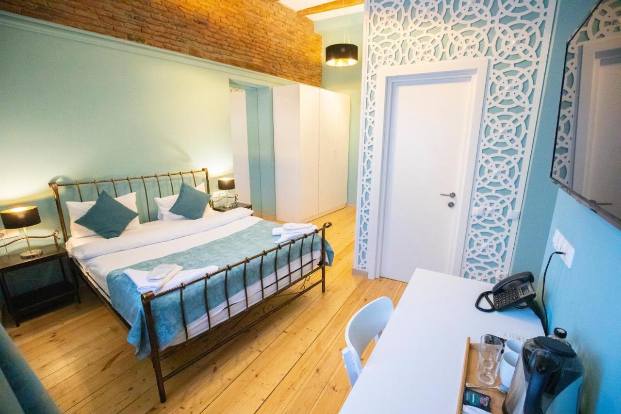 History Of Tbilisi Hotel Ngoại thất bức ảnh