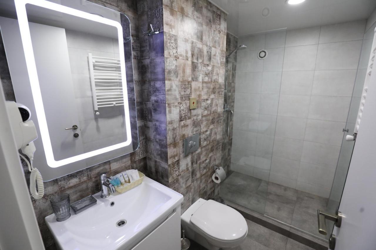History Of Tbilisi Hotel Ngoại thất bức ảnh